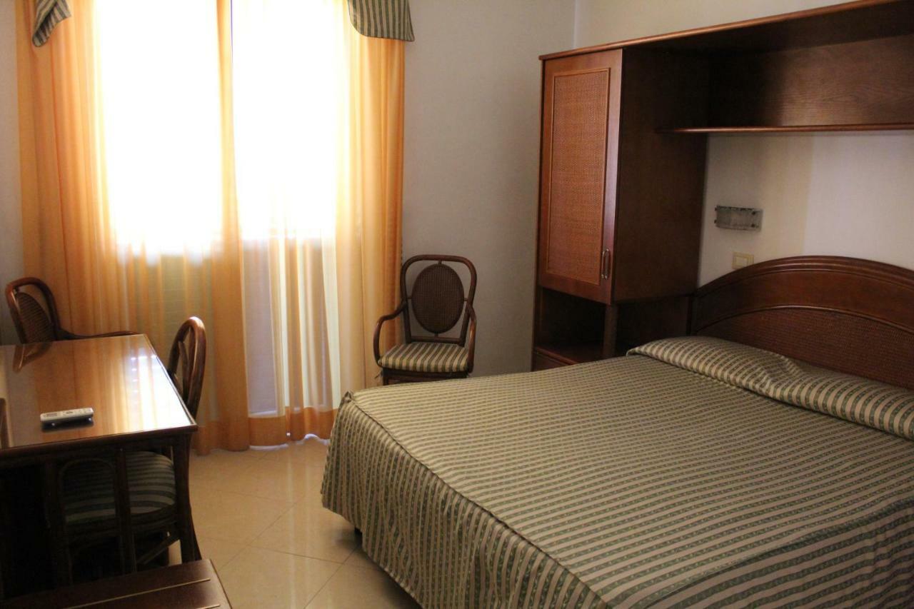 Casthotels Punta Del Sole Terme Forio di Ischia Zewnętrze zdjęcie
