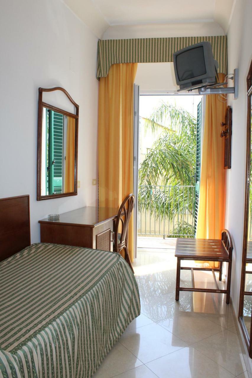 Casthotels Punta Del Sole Terme Forio di Ischia Zewnętrze zdjęcie